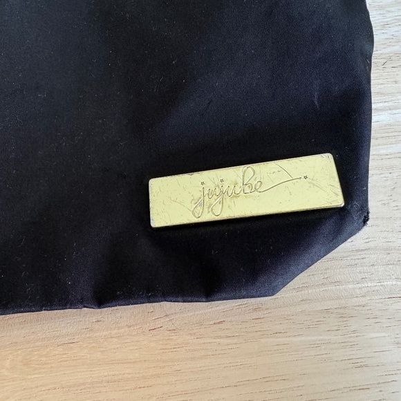 JuJuBe Be Quick Wristlet, Black Chromatics, GUC - Picture 2 of 15